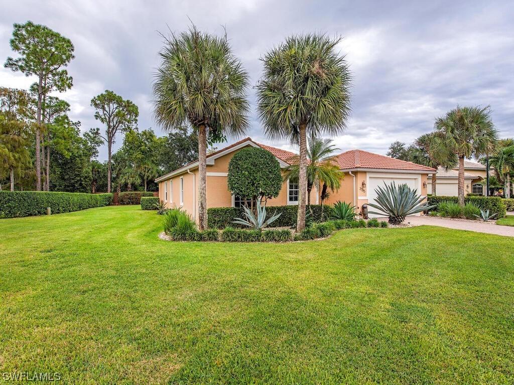 3795 Recreation Ln., Naples, FL 34116