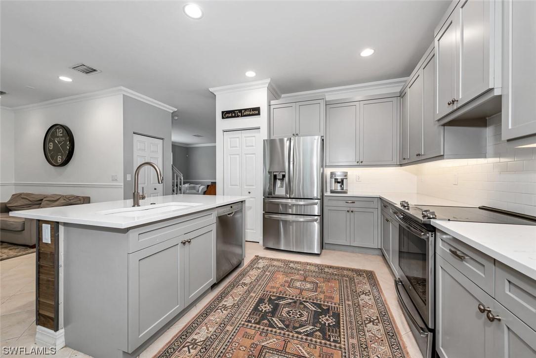 1747 Ribbon Fan Ln., Naples, FL 34119