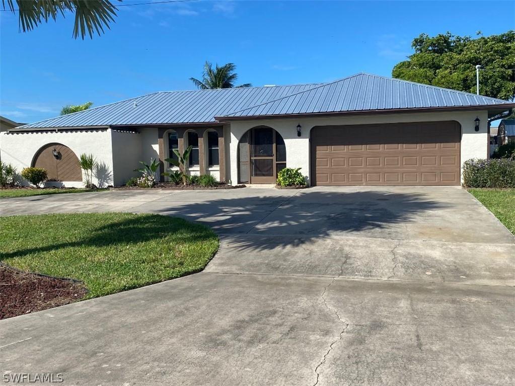2924 SE 11th Ave., Cape Coral, FL 33904