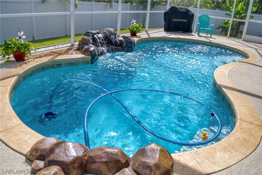 2800 SW 2nd Ter., Cape Coral, FL 33991