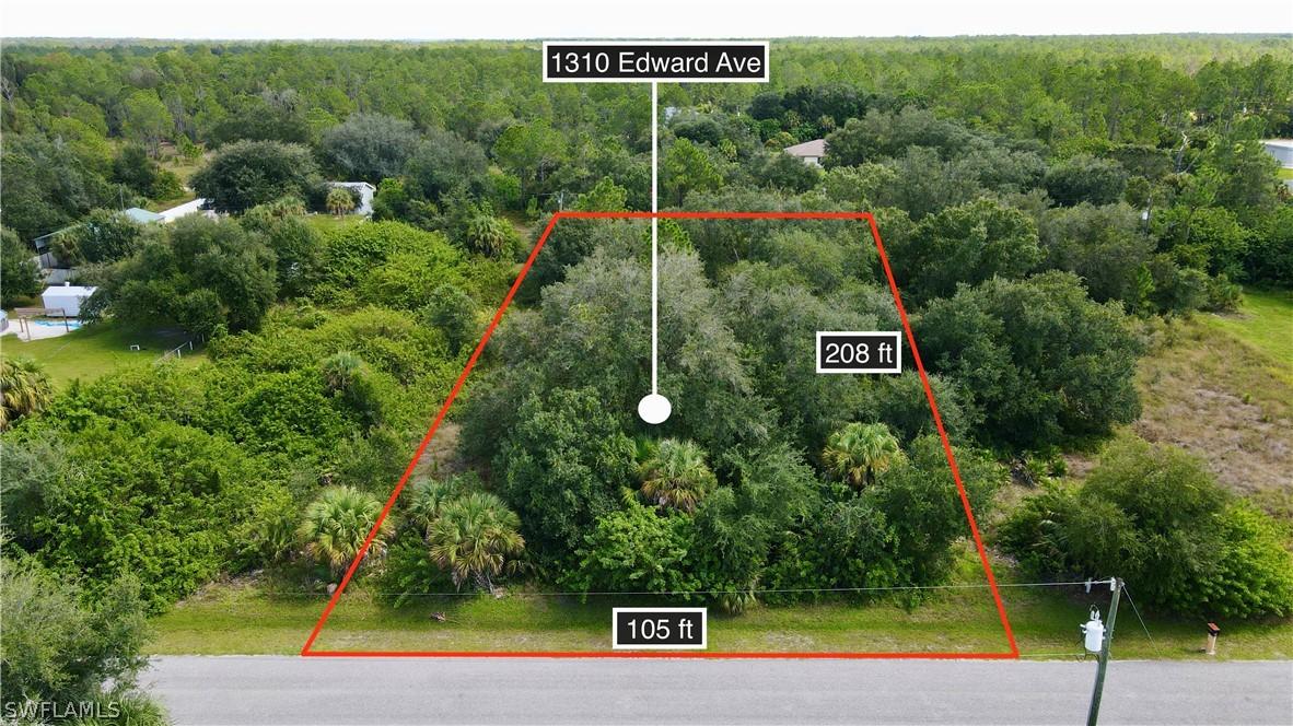1310 Edward Ave., Lehigh Acres, FL 33972