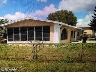 2945 Market St., Fort Myers, FL 33916