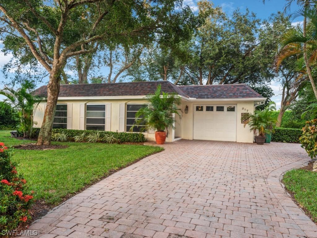 217 Yorkshire Ct. #2, Naples, FL 34112