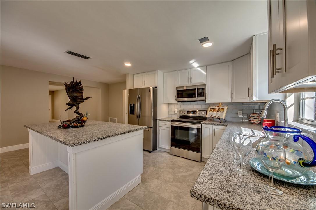 3817 Marvaez St., Fort Myers, FL 33901