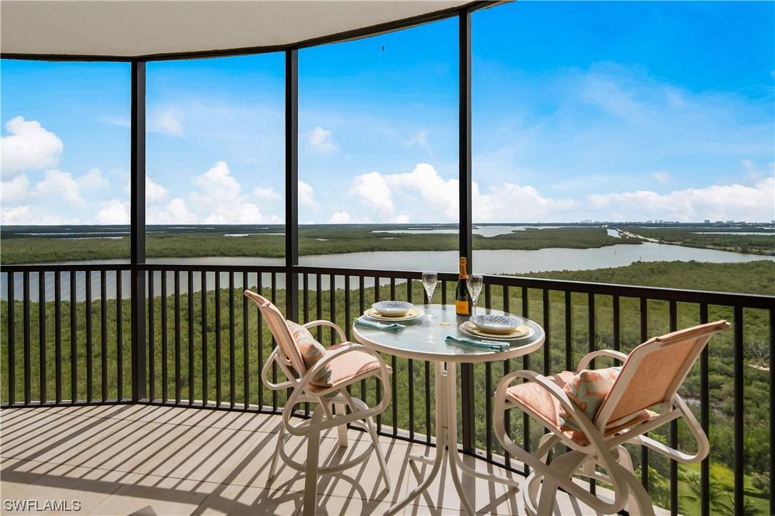 1050 Borghese Ln. #1604, Naples, FL 34114