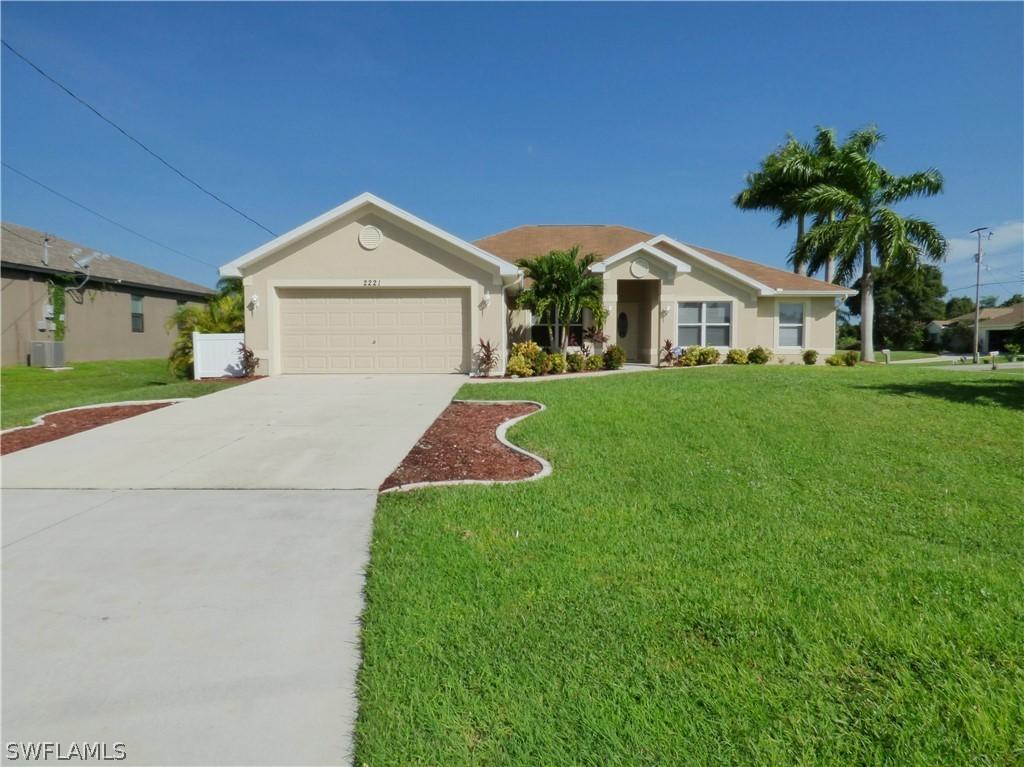 2221 SW 21st Ter., Cape Coral, FL 33991