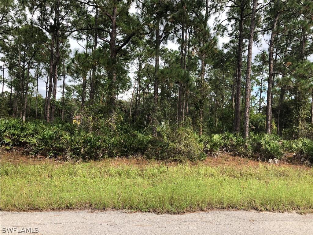 1664 Lake Ave., Lehigh Acres, FL 33972