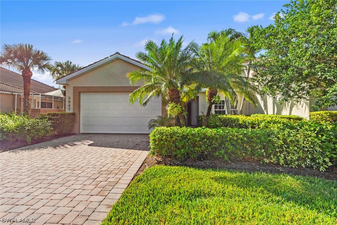 3947 Recreation Ln., Naples, FL 34116