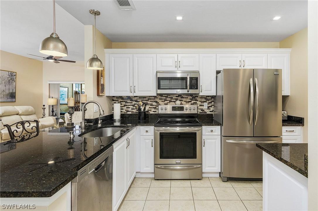 4233 Bellasol Cir. #1813, Fort Myers, FL 33916