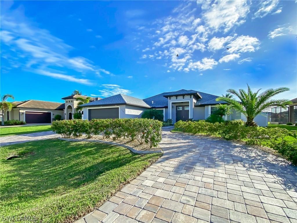 2209 SE 17th Pl., Cape Coral, FL 33990