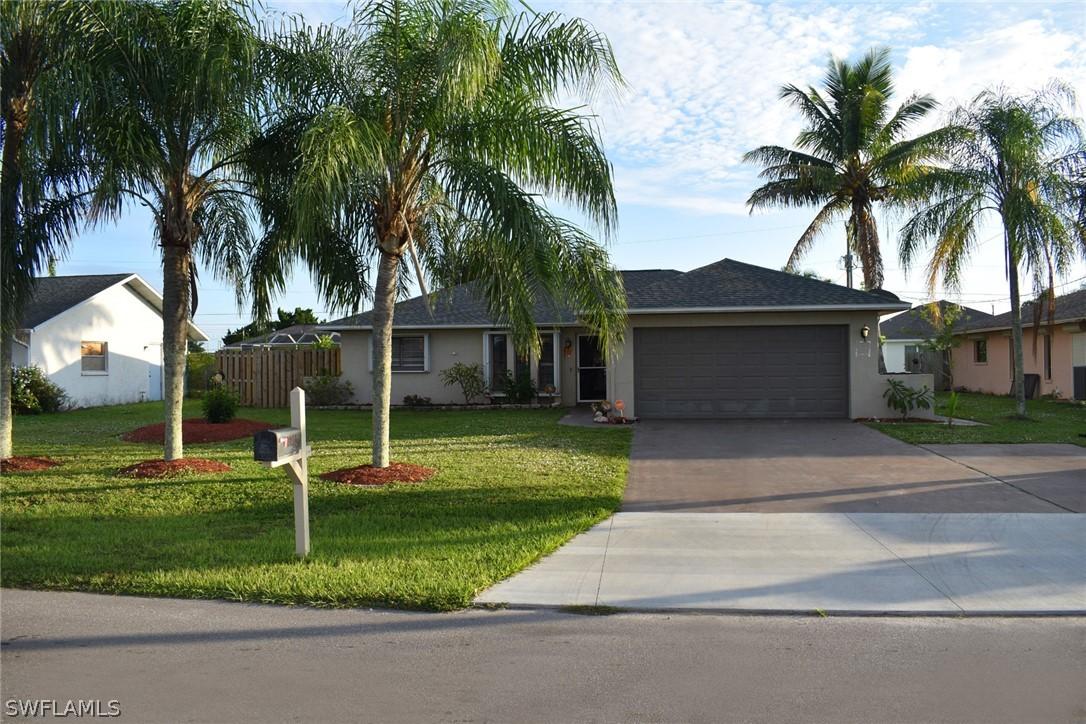 1502 NE 10th Ter., Cape Coral, FL 33909