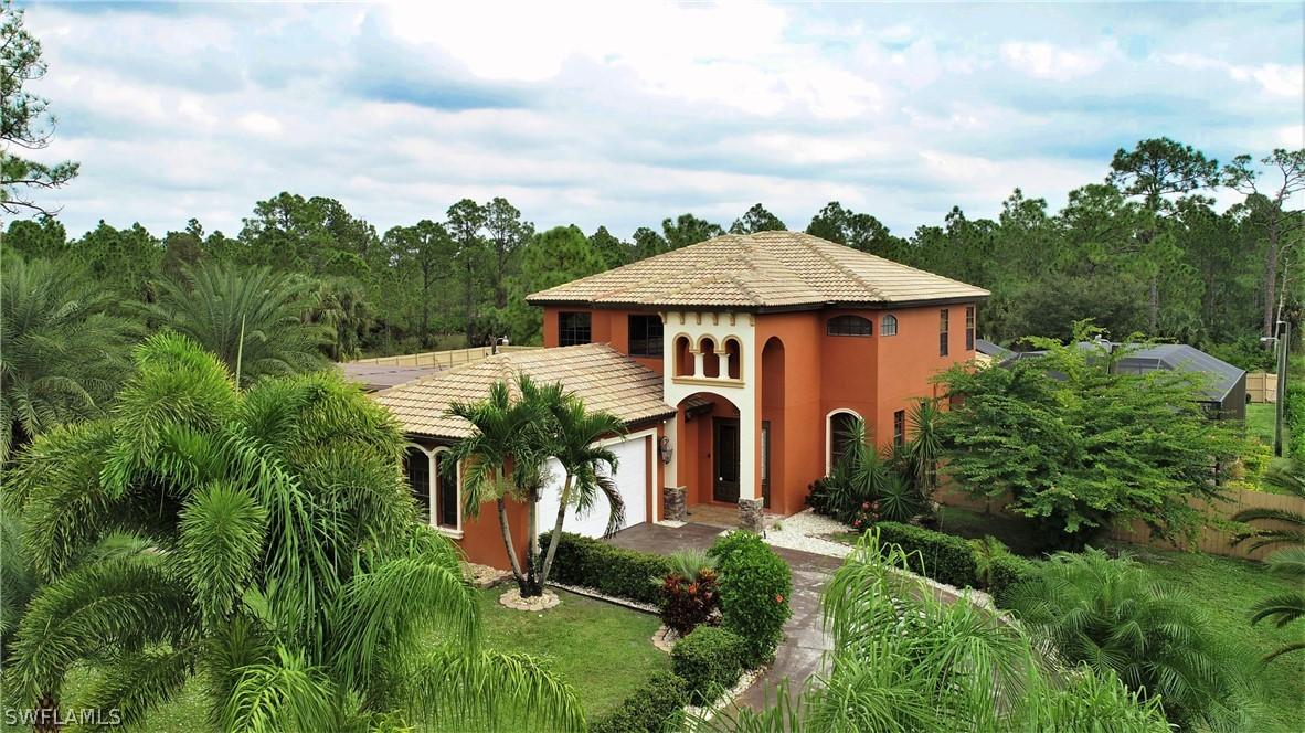 916 Pine Ave., Lehigh Acres, FL 33972