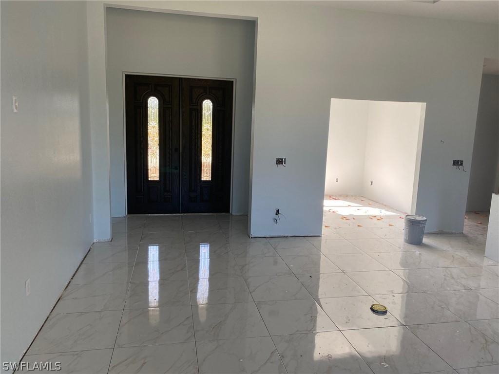 2710 39th St., Lehigh Acres, FL 33971