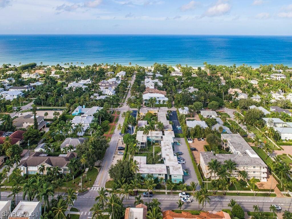 299 8th Ave. #299A, Naples, FL 34102