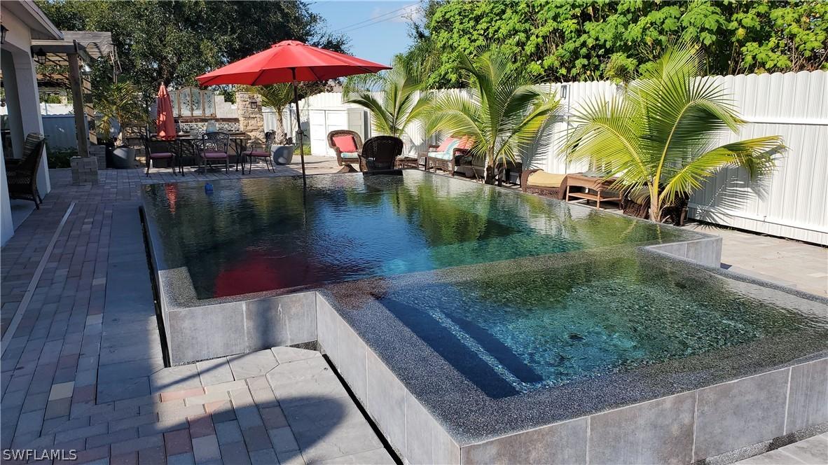 2213 NE 2nd Ave., Cape Coral, FL 33909