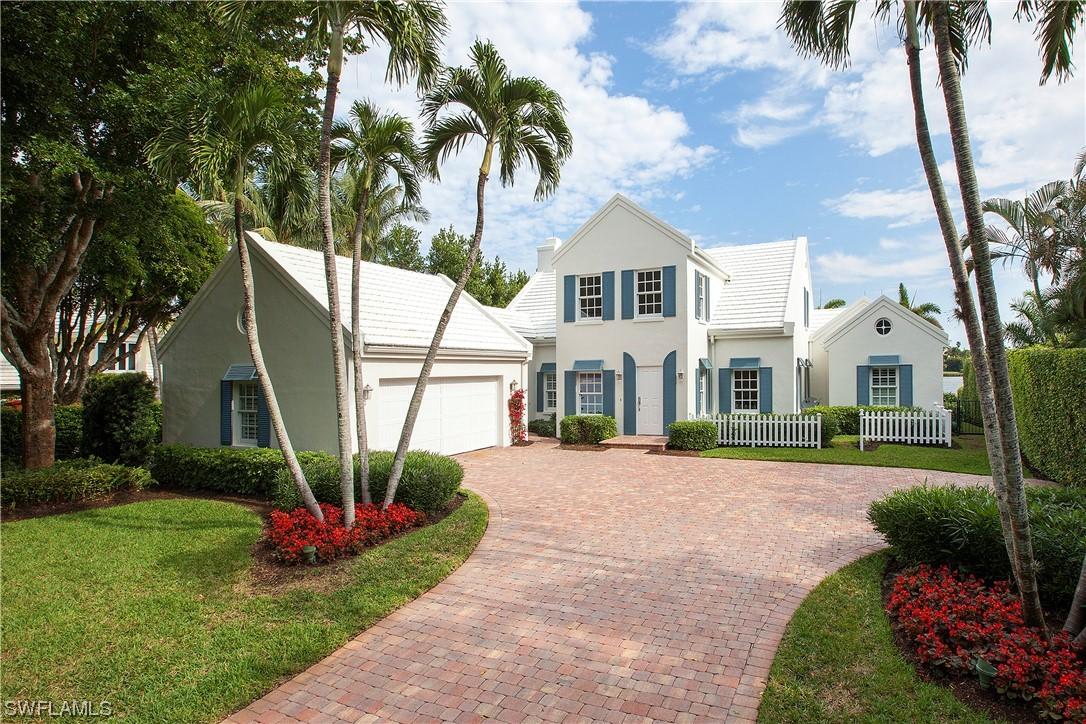 901 Galleon Dr., Naples, FL 34102