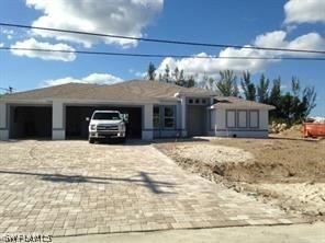 912 SW 36th Ter., Cape Coral, FL 33914