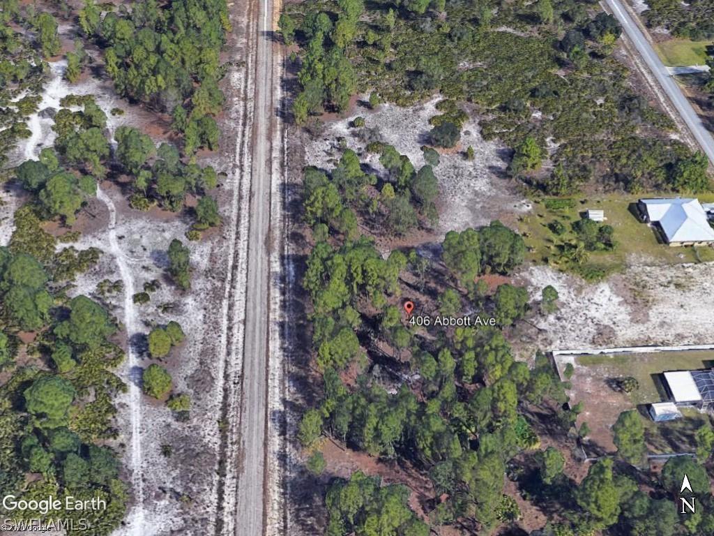 406 Abbott Ave., Lehigh Acres, FL 33972
