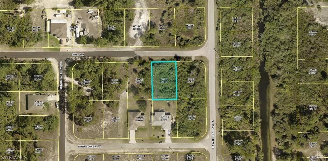 878 Gulf Ln., Lehigh Acres, FL 33974