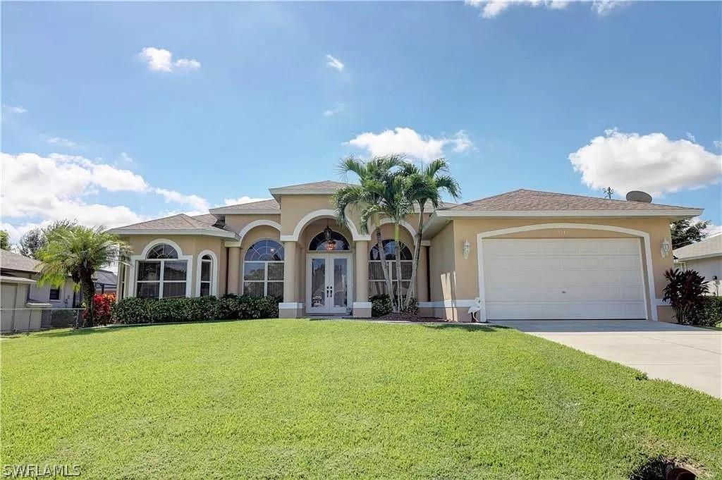 534 SE 1st St., Cape Coral, FL 33990