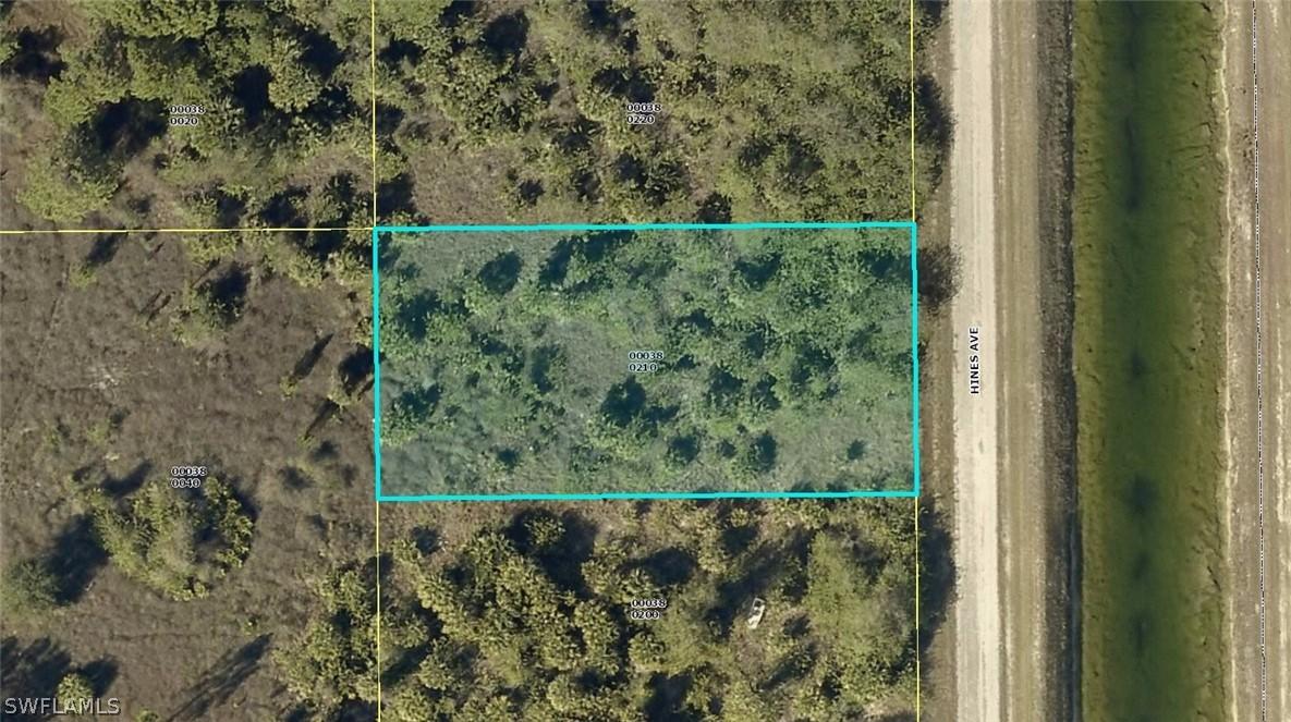 1917 Hines Ave., Lehigh Acres, FL 33972