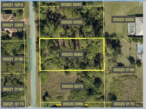 912 Roosevelt Ave., Lehigh Acres, FL 33936