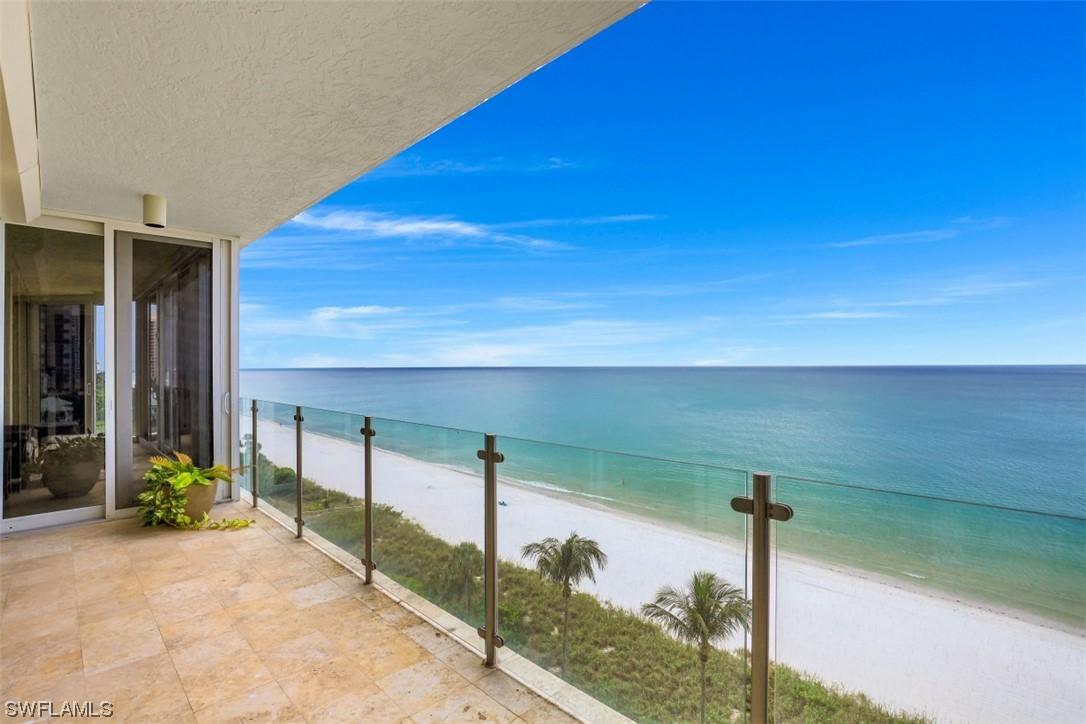 10 Seagate Dr. #6S, Naples, FL 34103