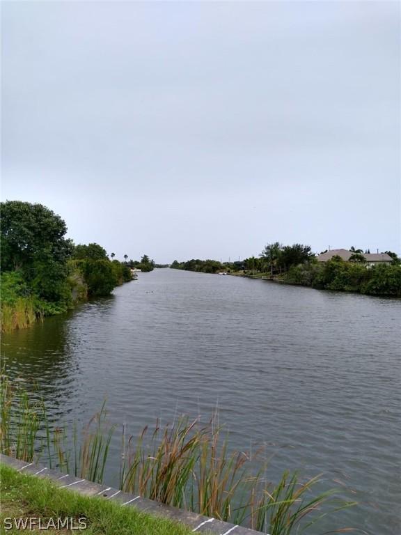 2202 NW 10th St., Cape Coral, FL 33993