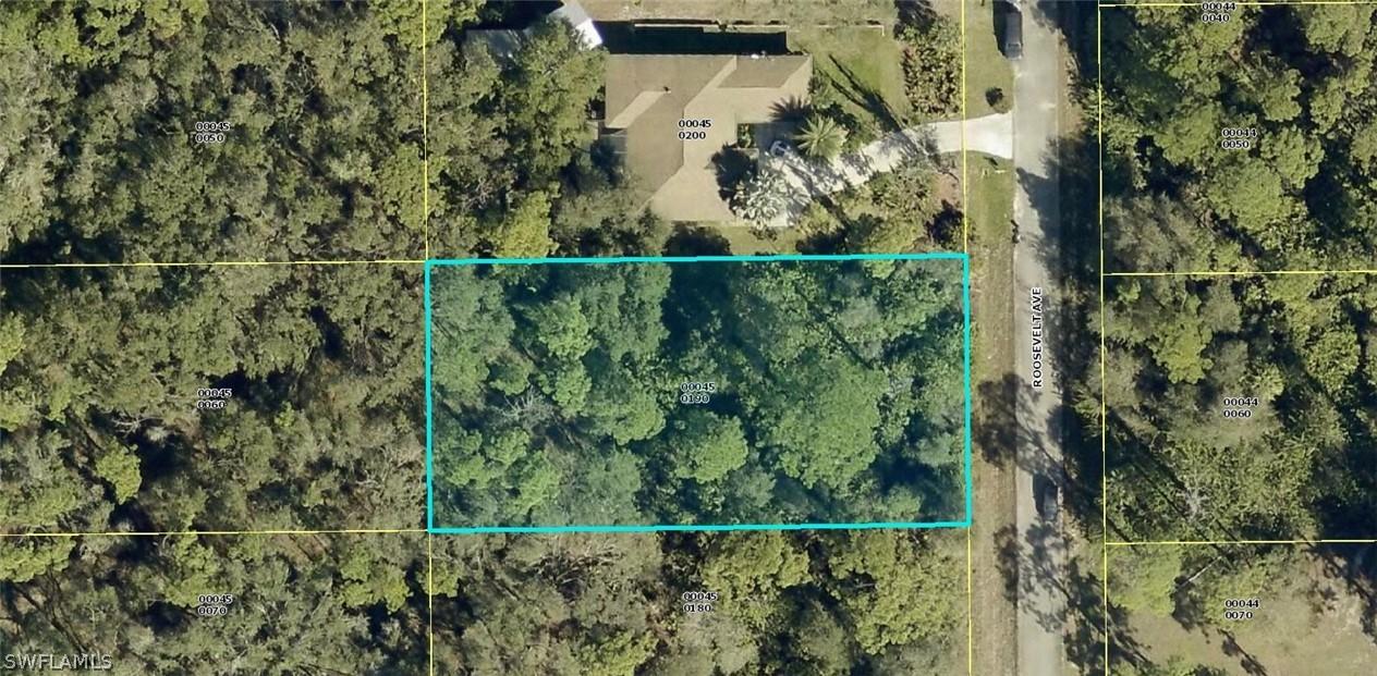 1913 Roosevelt Ave., Lehigh Acres, FL 33972