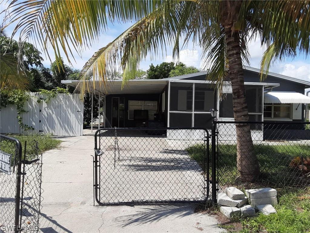 22 Andora St., Lehigh Acres, FL 33936
