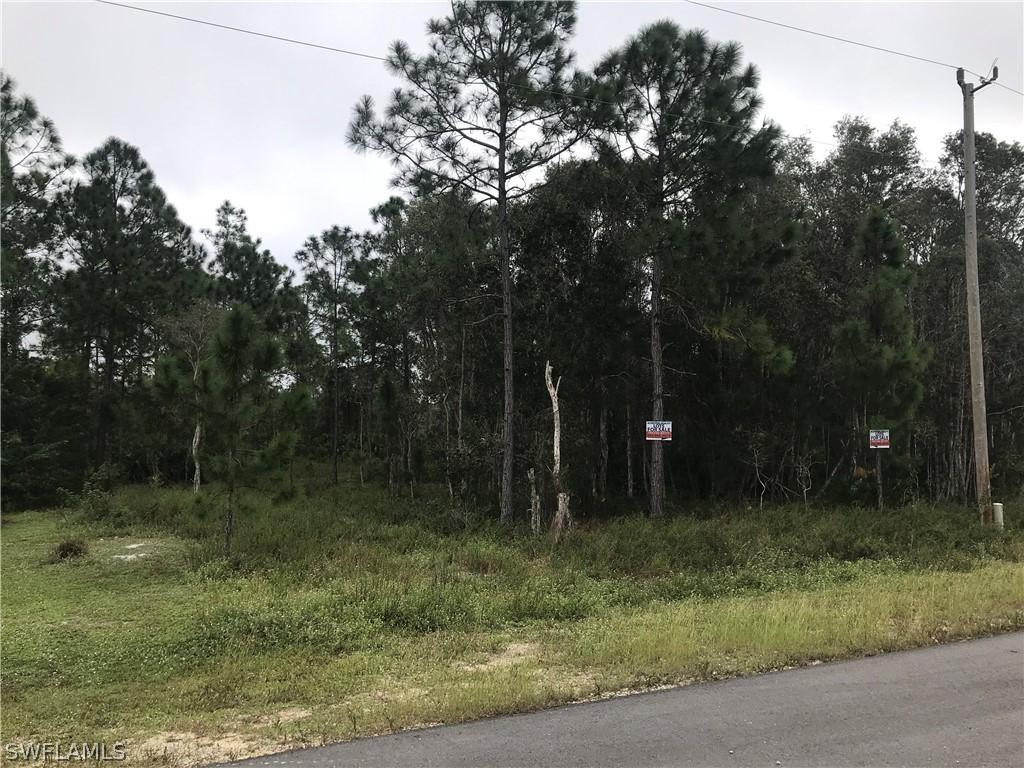 831 Knox Ave., Lehigh Acres, FL 33974