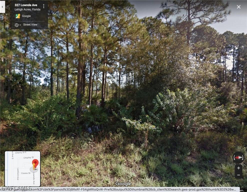 327 Lownde Ave., Lehigh Acres, FL 33974