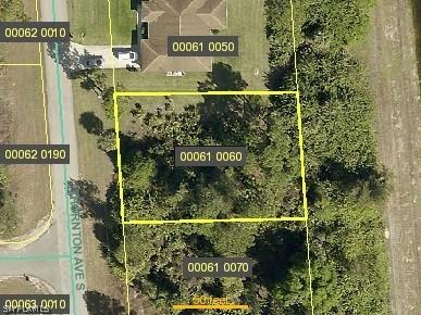 221 Thornton Ave., Lehigh Acres, FL 33974