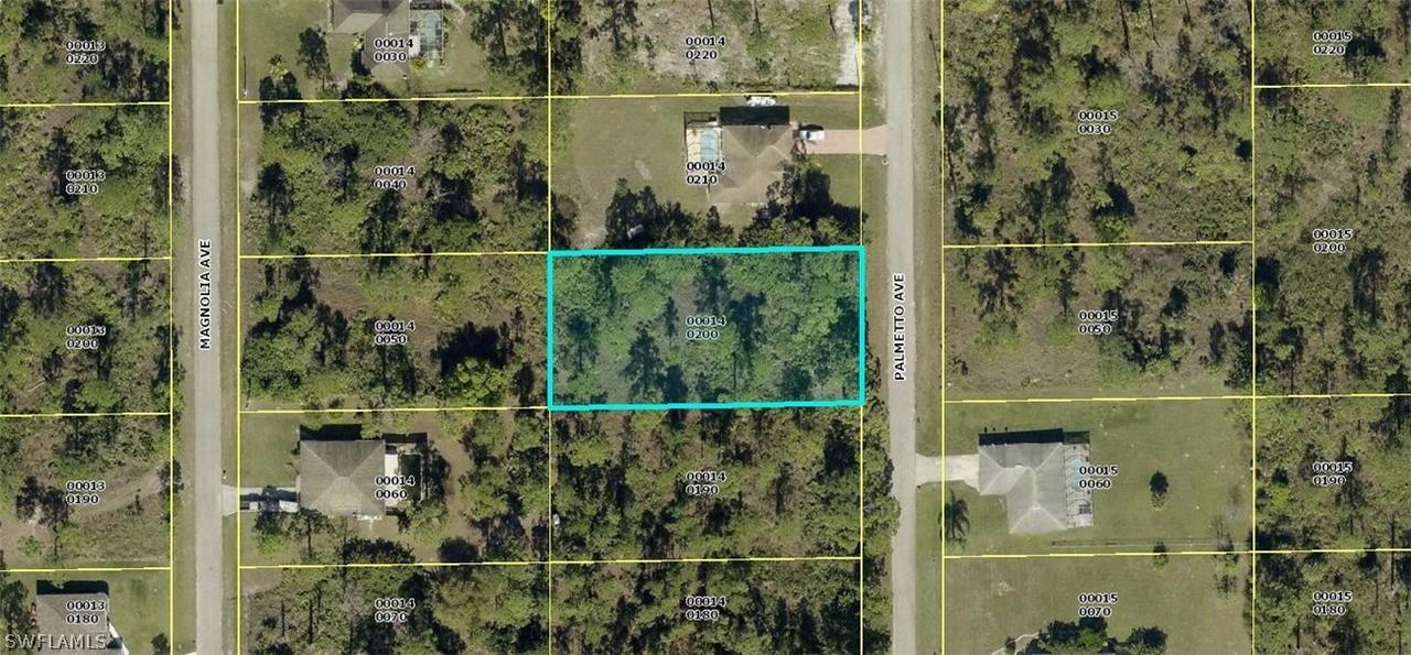 915 Palmetto Ave., Lehigh Acres, FL 33972