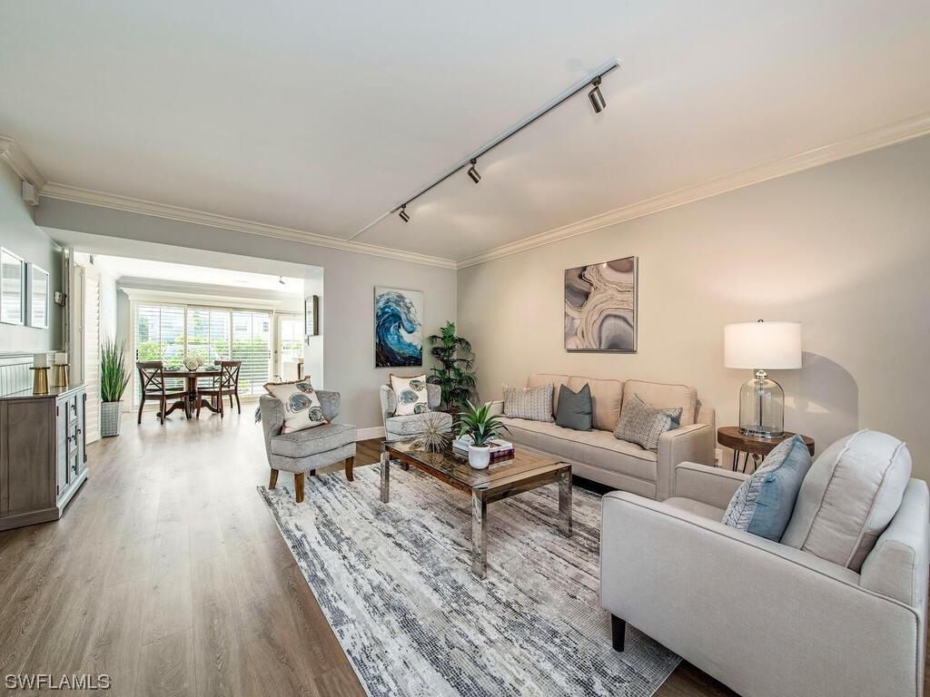 1222 Gordon Dr. #5, Naples, FL 34102