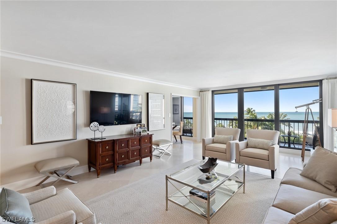 4551 Gulf Shore Blvd. #602, Naples, FL 34103