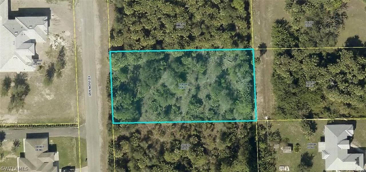 412 Edison Ave., Lehigh Acres, FL 33972