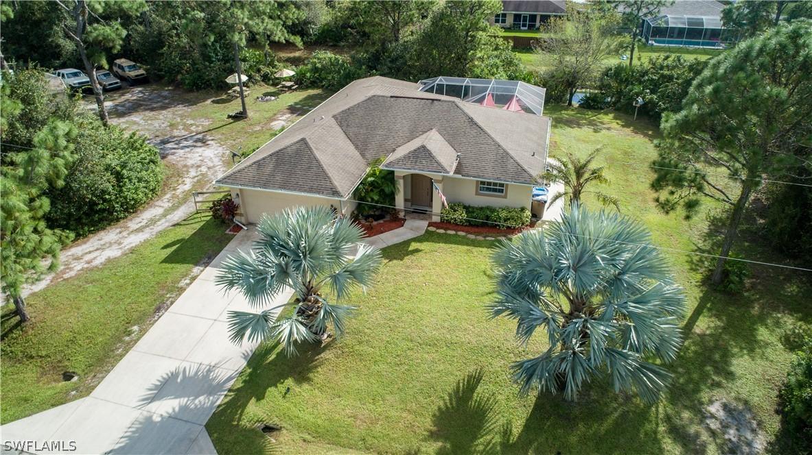 746 Carbon St., Lehigh Acres, FL 33974