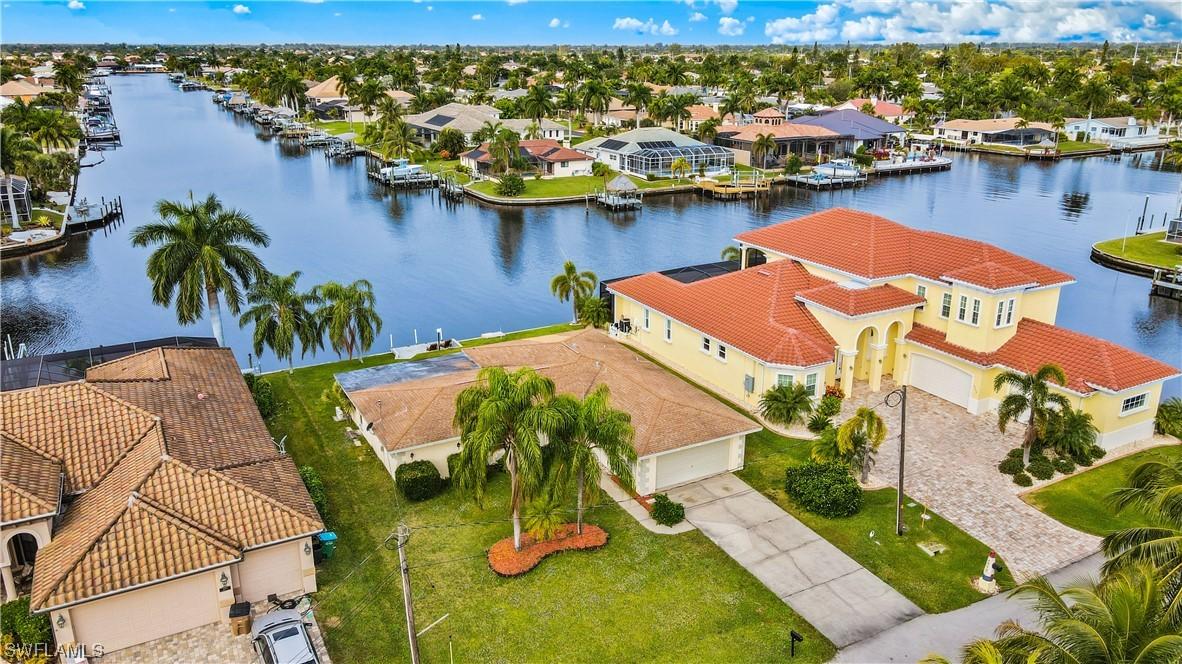 4972 Seville Ct., Cape Coral, FL 33904