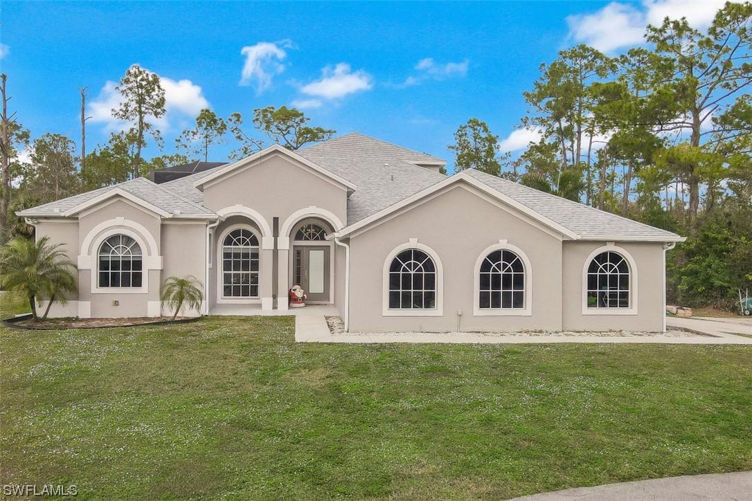 4521 1st Ave., Naples, FL 34119