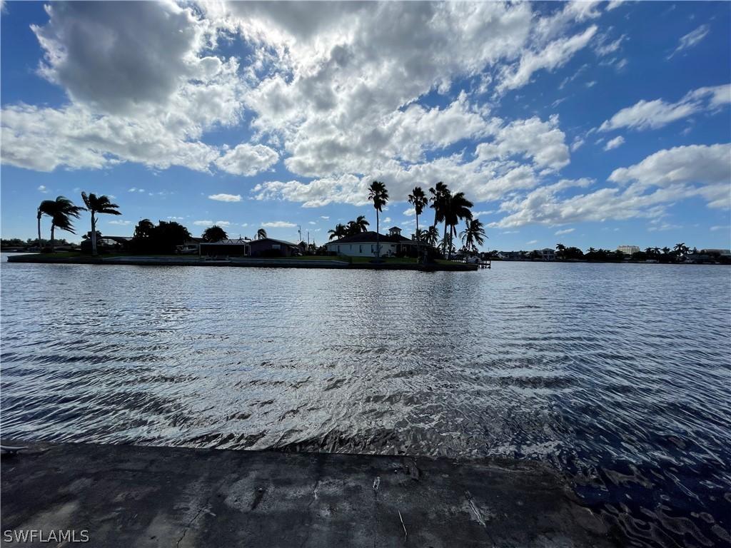 604 SW 53rd Ter., Cape Coral, FL 33914