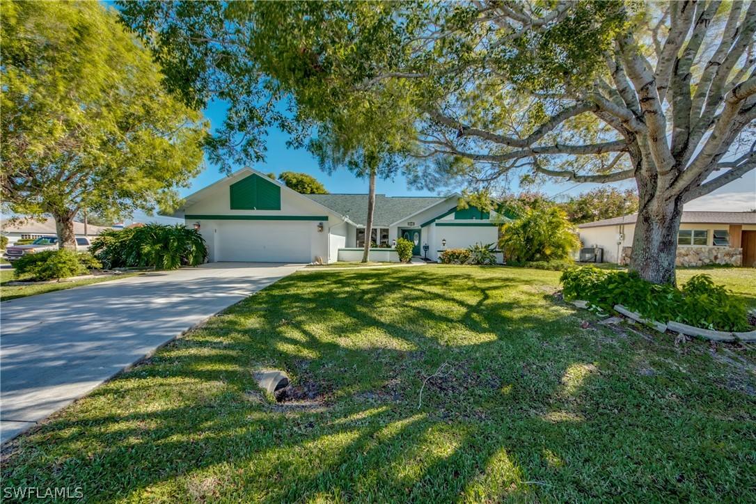 3301 SE 22nd Ave., Cape Coral, FL 33904