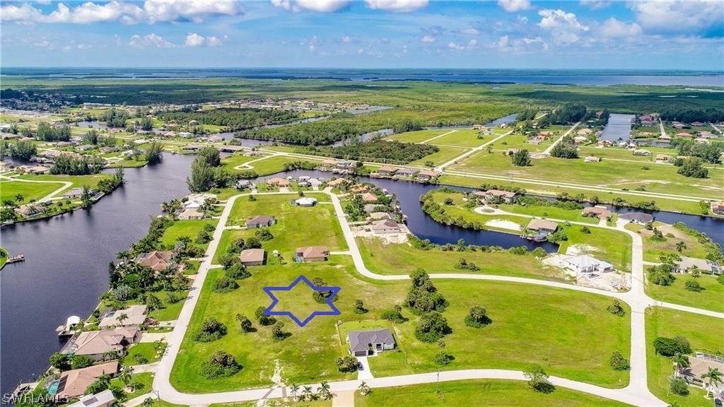 2251 NW 38th Pl., Cape Coral, FL 33993