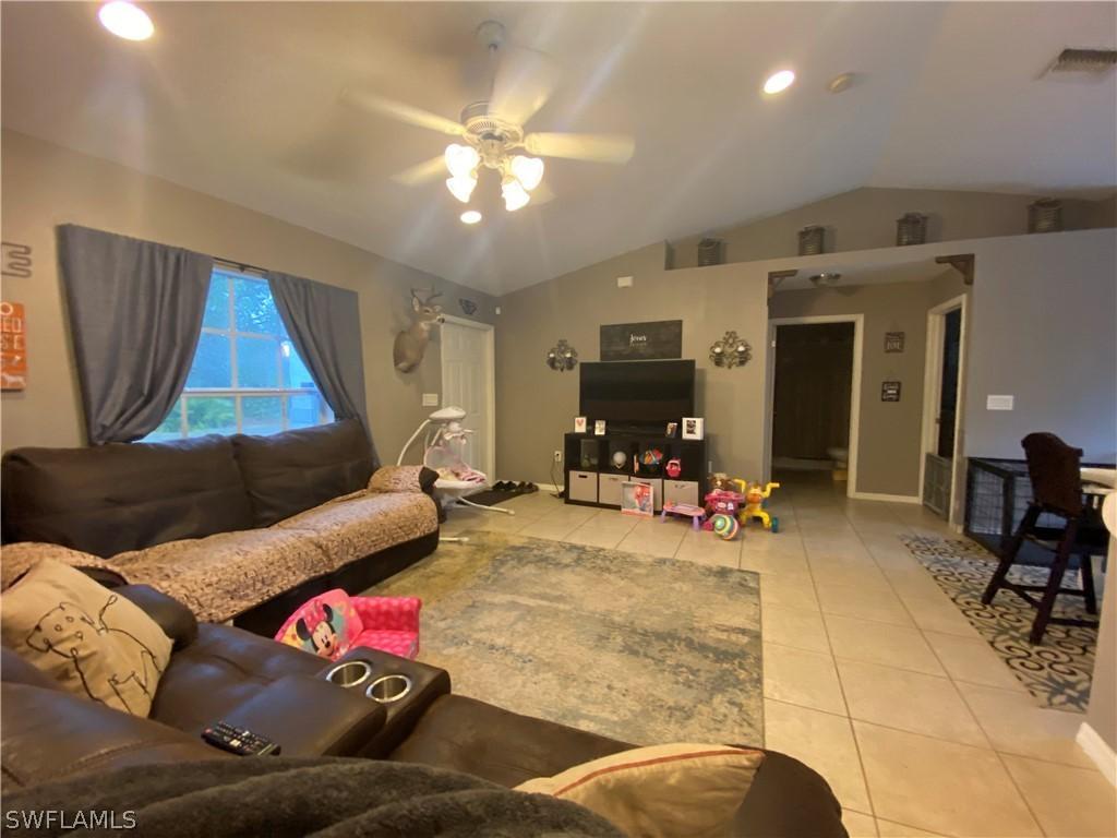 317 Austin Ave., Lehigh Acres, FL 33974