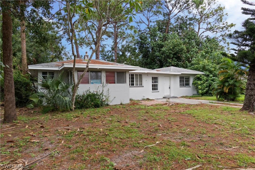 2251 South St., Fort Myers, FL 33901