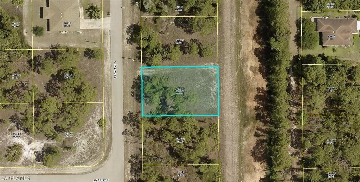 851 Troy Ave., Lehigh Acres, FL 33974