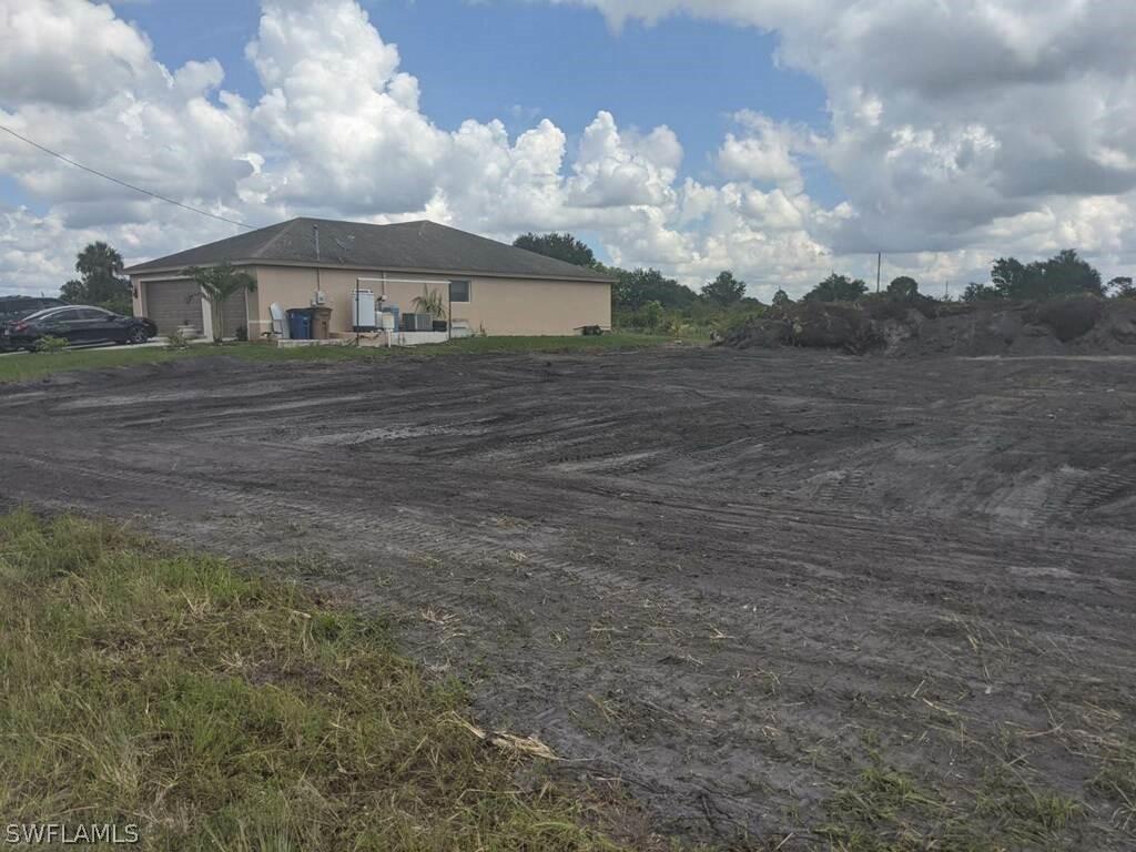 6008 Hanna Ave., Lehigh Acres, FL 33971