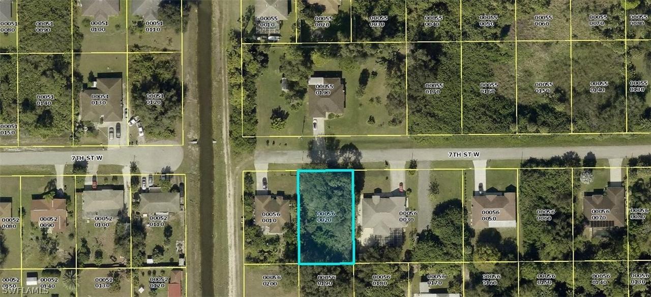 2717 7th St., Lehigh Acres, FL 33976