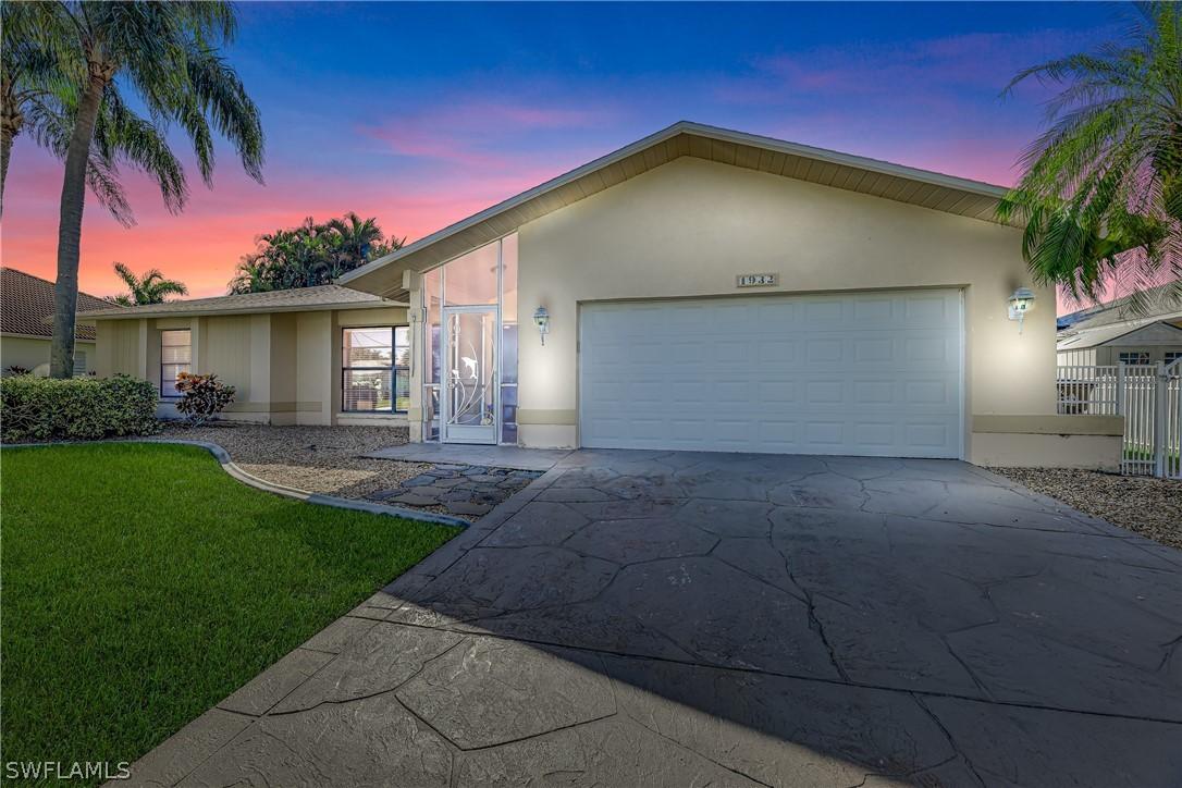 1932 SE 9th Ter., Cape Coral, FL 33990