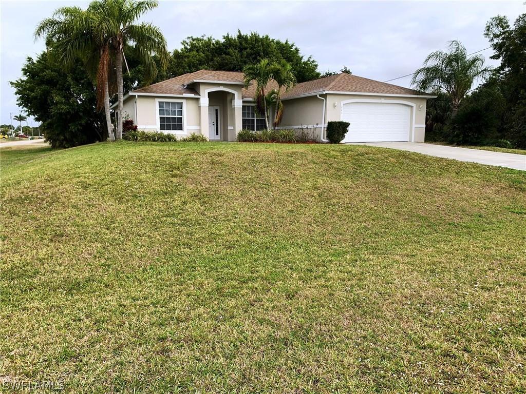 643 NW 28th Ter., Cape Coral, FL 33993
